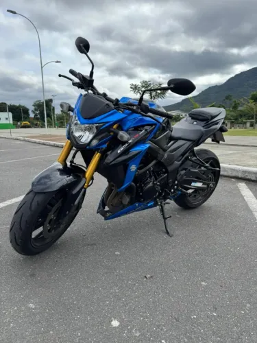 Suzuki GSX-S750 Azul - 25 mil KM