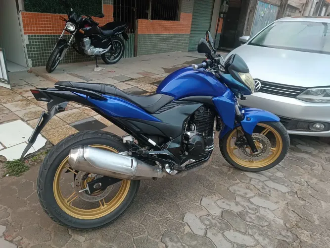 Vendo cb300R 2012