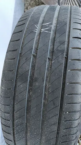 Par de pneus Michelin 205/55Aro 16