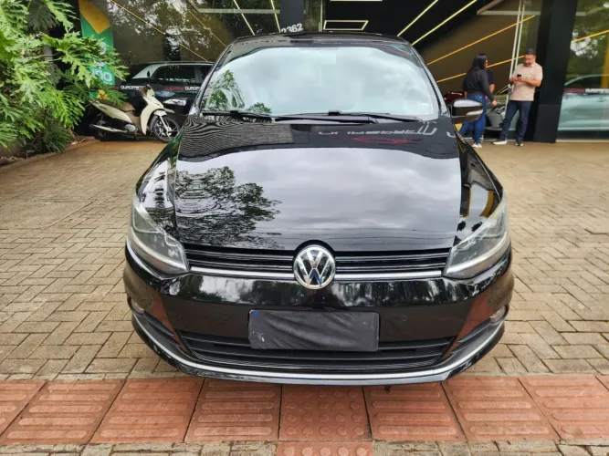 Volkswagen Fox Comfortline 1.6 Flex 8V 5P 2016