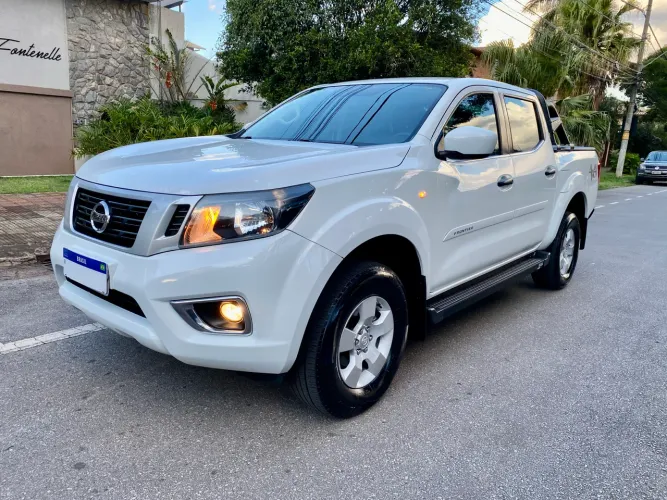 Nissan Frontier S CD 4X4 2.3 TB Diesel Mec. 2022