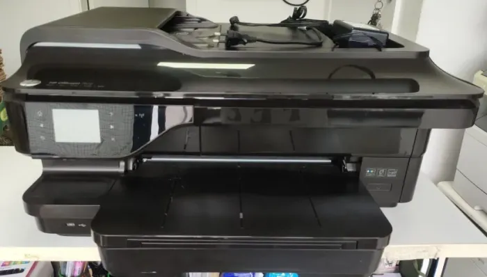 Multifuncional HP Officejet 7612 - CABEÇA COM DEFEITO