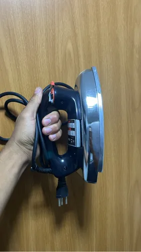 Ferro de passar e sanduicheira