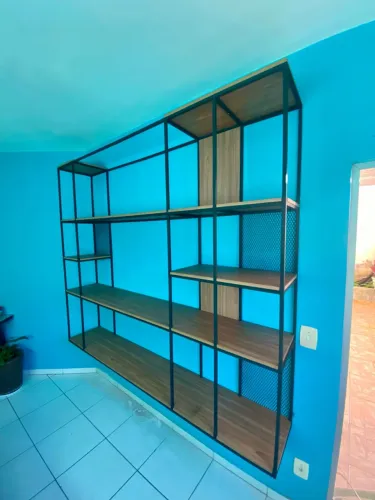 Rack estilo industrial suspenso 