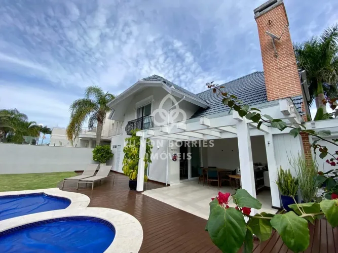 Casa à venda no bairro Jurerê Internacional - Florianópolis/SC