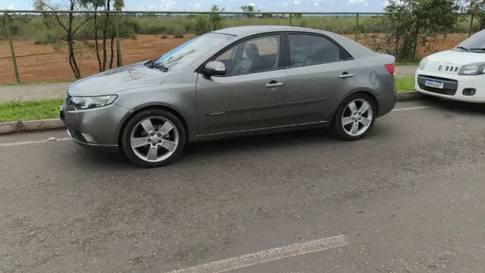 Cerato 2011 - troco Blazer -Tracker - Pajeiro - Tuckson - s10 - frontier