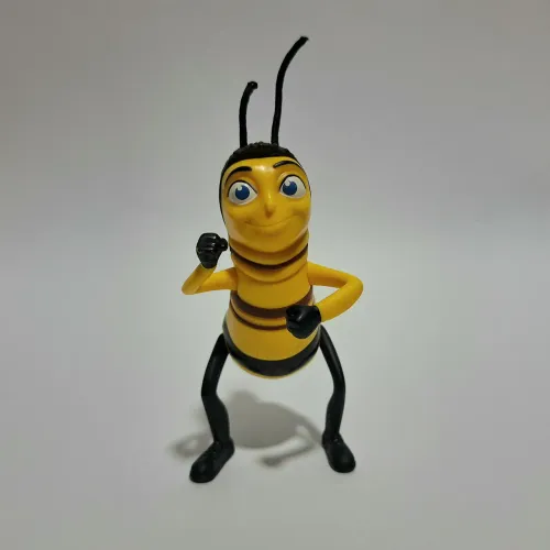 Bee Movie - A História de uma Abelha | McDonald's