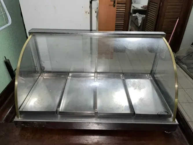 Estufa para salgados com 04 bandejas