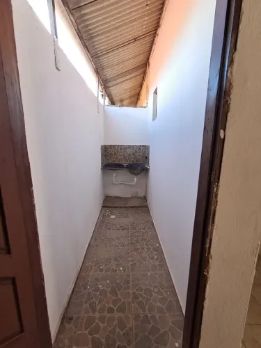 ALUGA-SE KITNET NO POTENGI/NATAL-RN. 