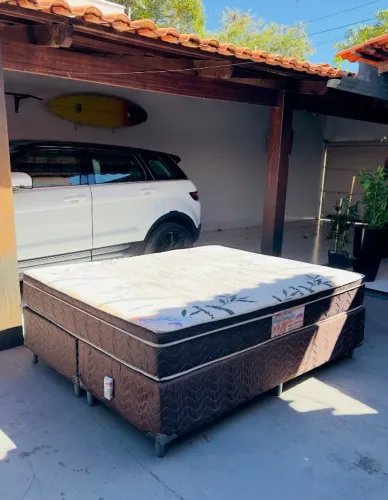 Cama Box casal Queen