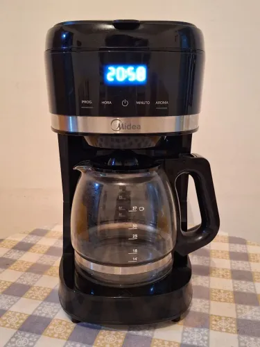 Cafeteira programável MIDEA