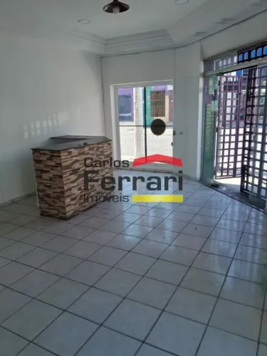 Imóvel comercial para locação, de esquina, com 2 apartamentos e loja, ao lado do metrô San