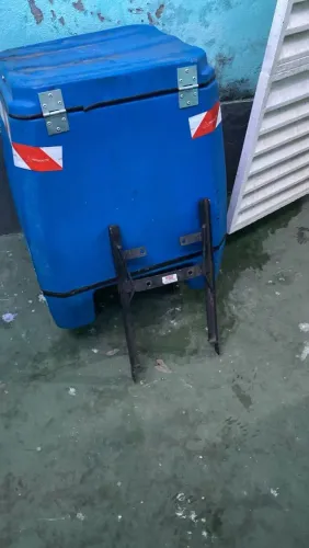 Baú 180 litros mais trilho da fan 125