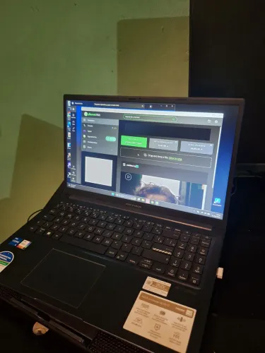 Setup Asus vivobook monitor
