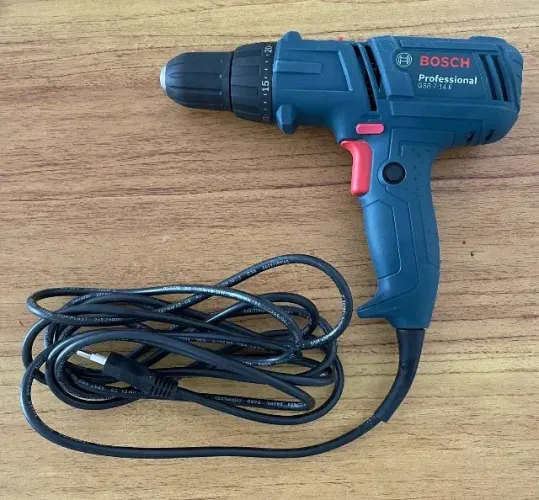 Furadeira e Parafusadeira Bosch 