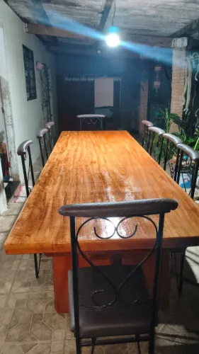 Mesa rústica Angelin