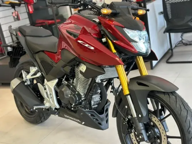 CB 300F TWISTER ABS 2027