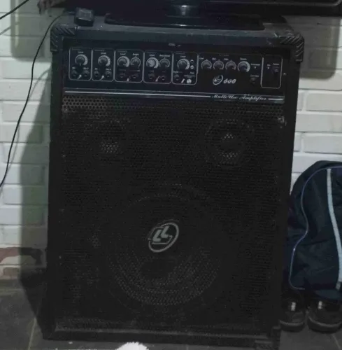 Caixa amplificadora LL 600