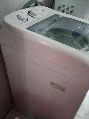 Vendo máquina Consul 8 quilos bem conservada 