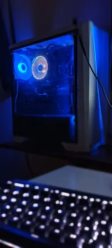 PC GAMER RYZEN 7 5800XT