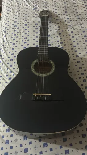 Violão nunca usado! Em excelente estado!