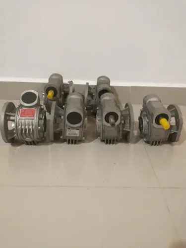 Redutor Bonfiglioli VF 44 F1.