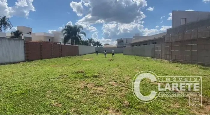 Terreno no condomínio Ilha de Bali de 596m² - Limeira-SP