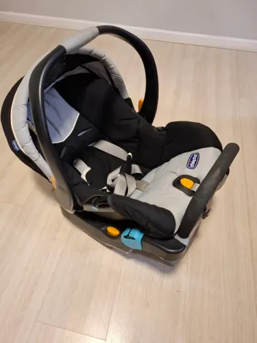 Bebê conforto chicco