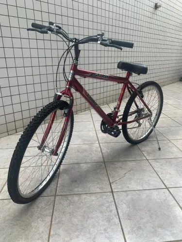 BICICLETA ARO 26 / 21 MARCHAS