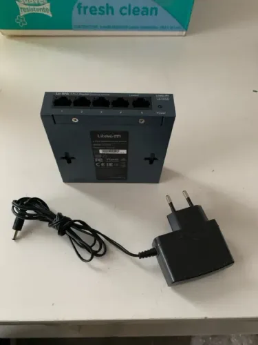 LS105G Switch Gigabit de Mesa com 5 portas