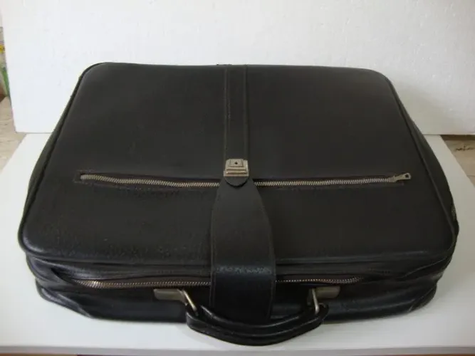 Mala Vintage anos 70/80 Marca Comodoro .