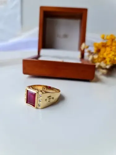 Anel de Formatura para os Advogados em Ouro 18k