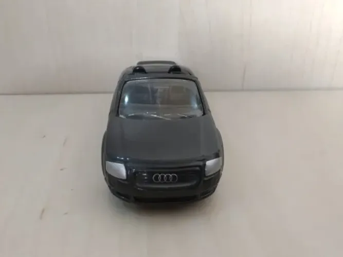 Miniatura Audi TT Roadster - 1:64