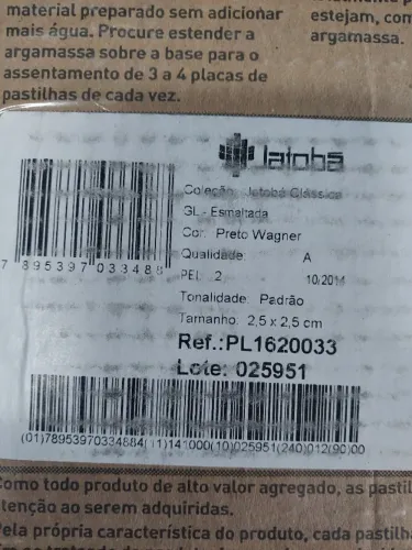 Pastilha jatoba preta 30x30