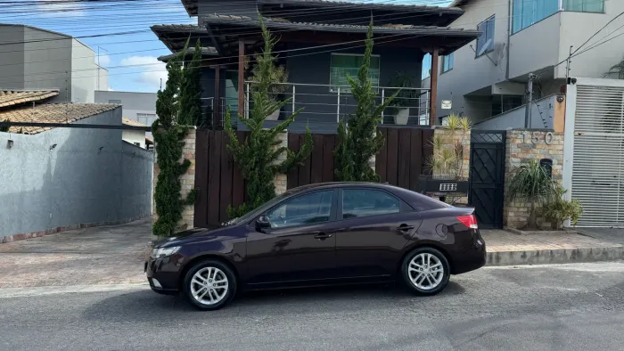 CERATO EX3 1.6 AUTOMÁTICO