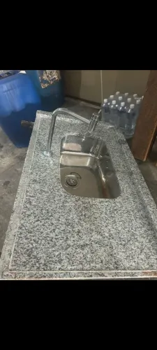 Pia inox com Torneira Docol 