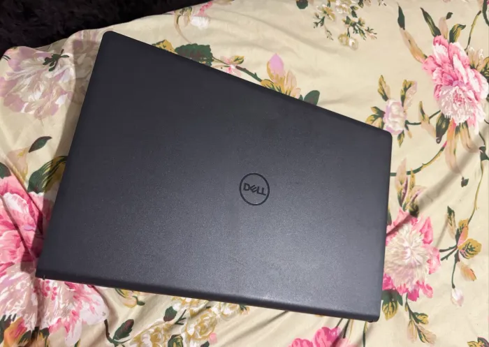Notebook Dell Inspiron 15 3520 - i3 12ª geração | 8GB RAM | SSD 256GB