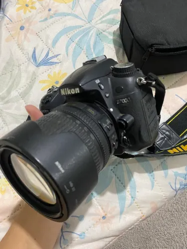 NIKON D700 COM LENTE ORIGINAL 18-105