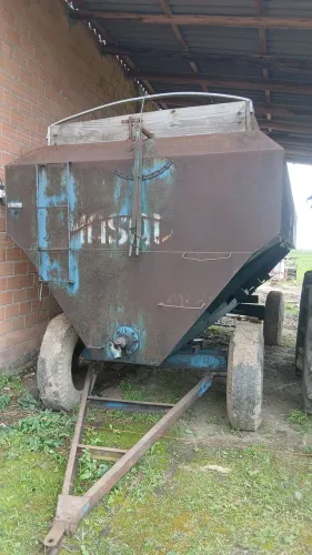 Carrocao estacionário massal
