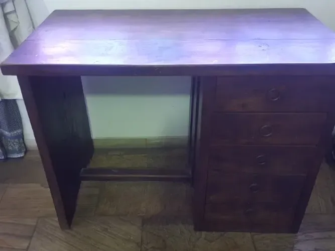 Mesa escrivaninha, e mesa escritório, pra quarto ou empresa. barato.