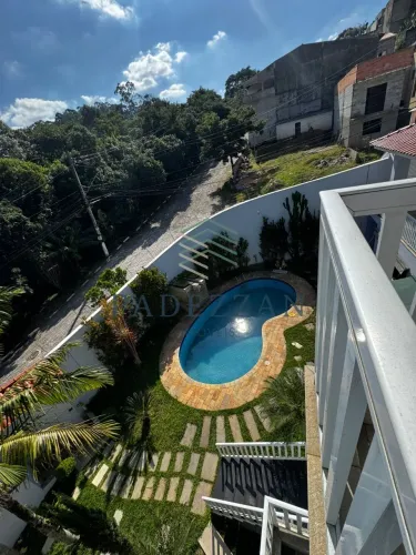 SOBRADO EM CONDOMÍNIO | 5 DORMS SENDO 5 SUÍTES | TABOÃO DA SERRA