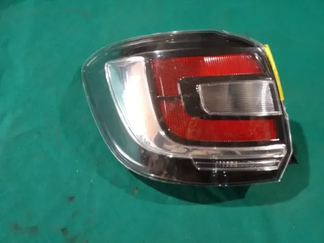 Lanterna Sandero L.E 15 a 19 Fume