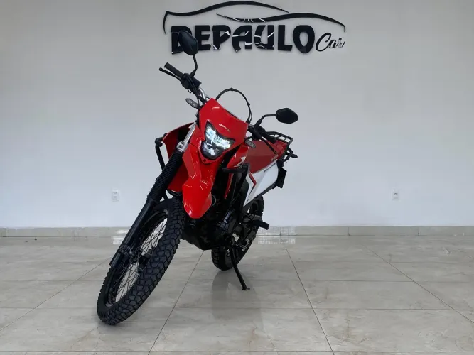XR 300 Tornado 2025 - 2 pneus 0km - Oportunidade!