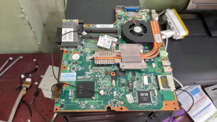 Placa Mãe Notebook Evolute Sfx35 Mr040t Mr040tmb Defeito