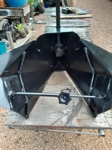 Sulcador Encanteirador para micro trator Yanmar ou tobatta