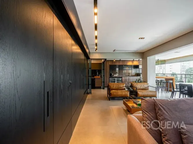 Apartamento contemporâneo com espaço gourmet e vista livre em Moema