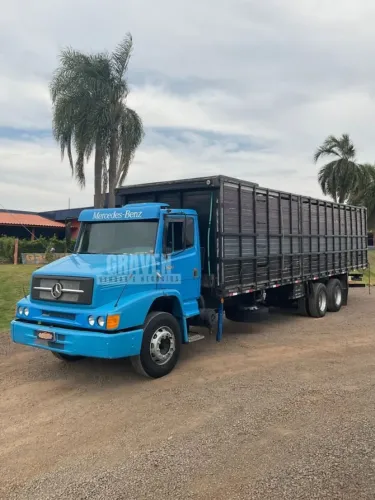 Caminhão Boiadeiro MB 1620 L - 2001