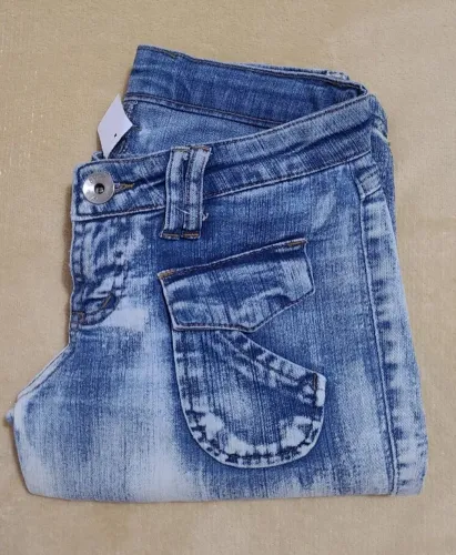 Calça Jeans. Cintura Baixa.  Tam 36