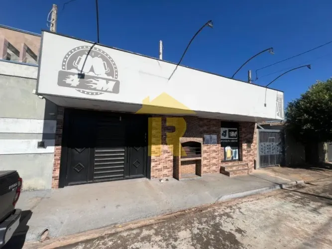 Casa Comercial à Venda na Região Leste de São José do Rio Preto - Oportunidade Imperdível!
