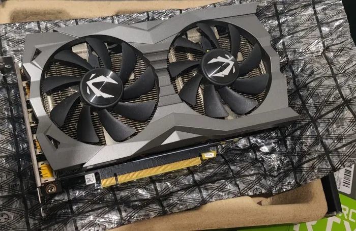 Placa de Video RTX 2060 Zotac